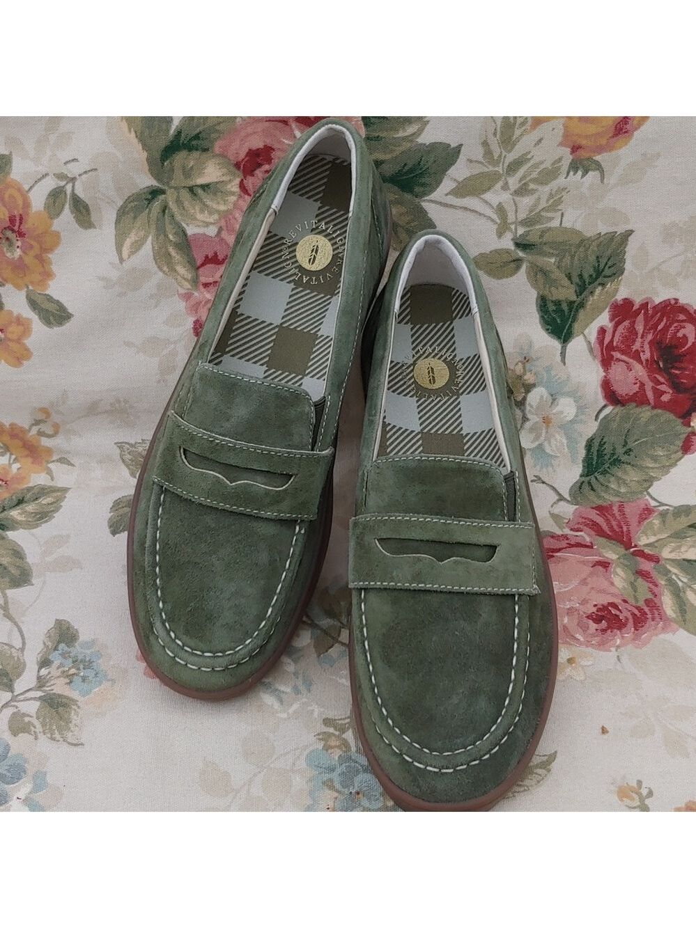 Revitalign Malibu Suede Penny Loafer Shoes in Olive Green Women's size 9 NWOT - Picture 17 of 17